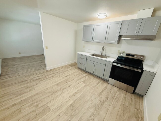 Photo - 2 bed 1 bath unit for rent in South Lake Tahoe Unidad 3