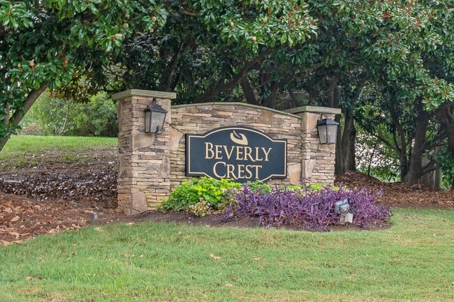 Photo - Spacious Townhome in Prime South Charlotte...