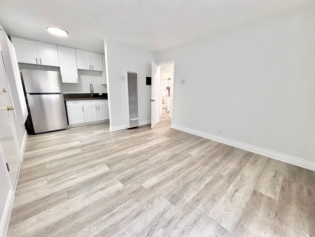 Photo - 4241 Van Horne Ave Unidad 4241 Van Horne Ave #5