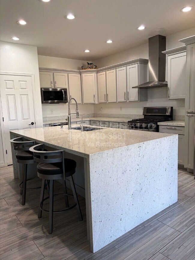 Photo - 3033 N 145th Ln