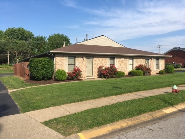 Photo - 1630 Thompson Dr Apartments