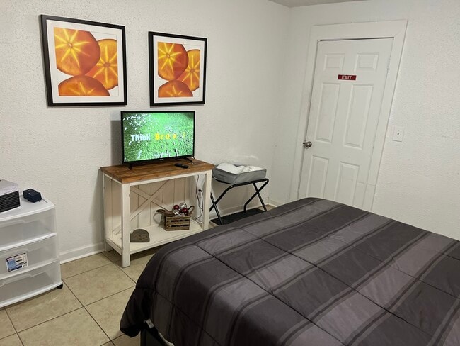 Photo - 2513 Palmyra St