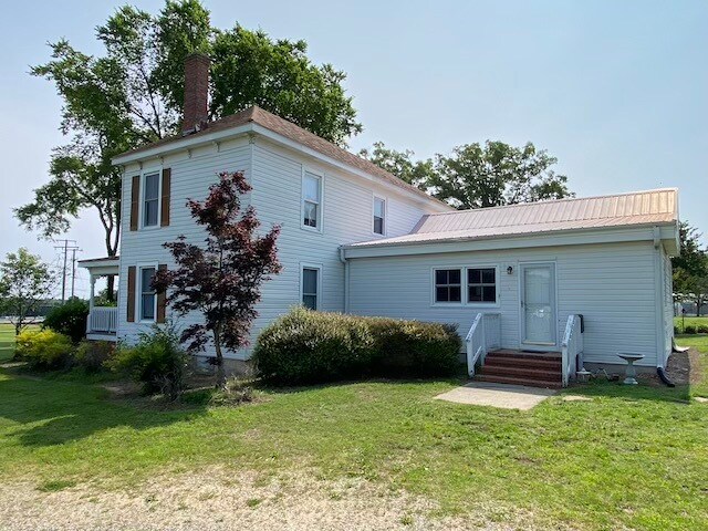 102 North View Dr