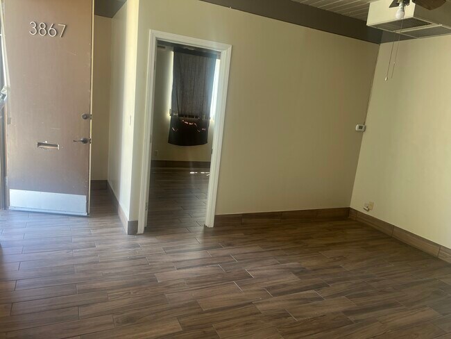 3867 Jurupa Ave Unit 3867 Jurupa ave