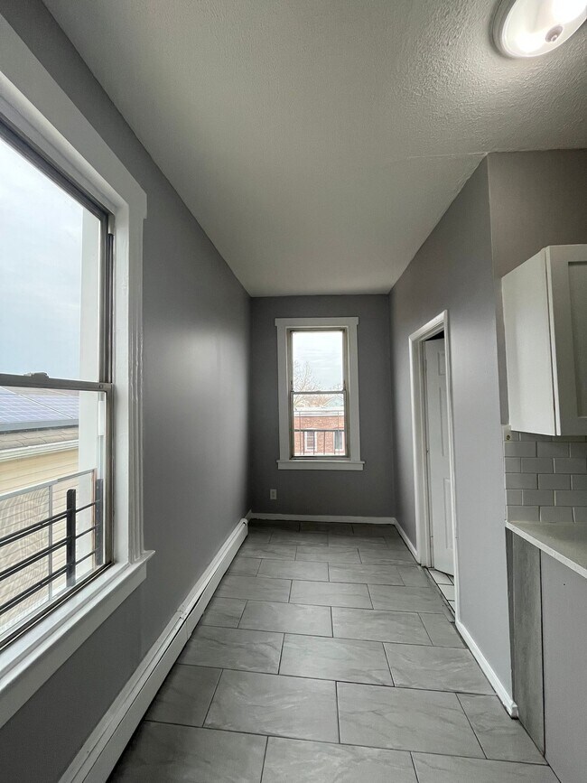 Photo - 97 Stevens Ave Unit 3L