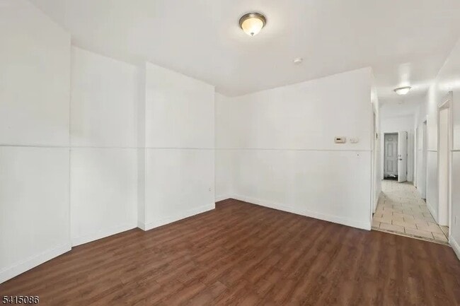 Building Photo - 190 N 1st St Unit 1