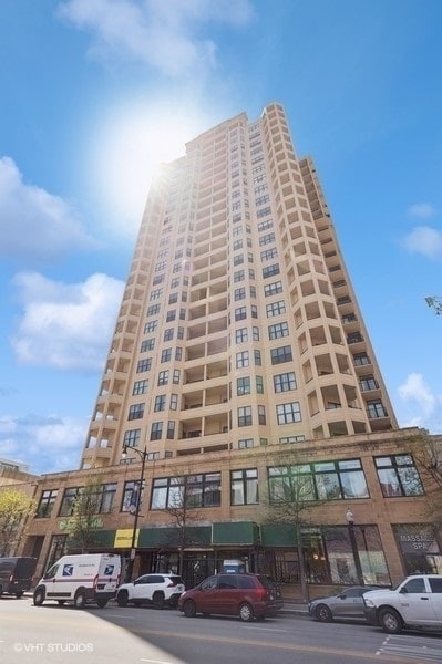 Building Photo - 1464 S Michigan Ave Rental