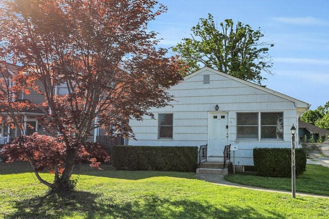 Photo - 157 Rumson Rd Casa