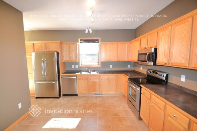 Photo - 13312 Tulip St NW