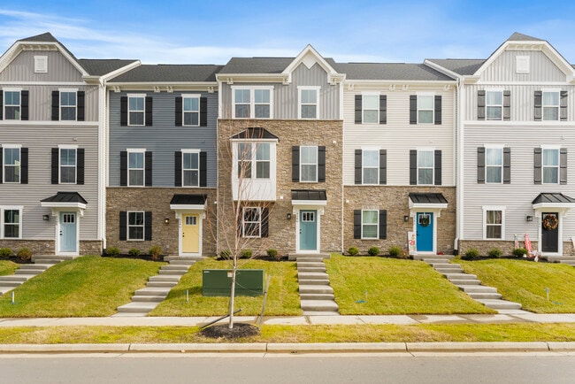 Building Photo - 9344 Tanfield Dr Rental