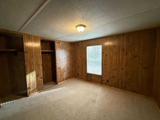 Photo - 2 bedroom, 1 bath Mobile Home