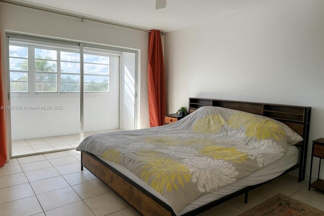 Photo - 215 SE 3rd Ave Unit 304B