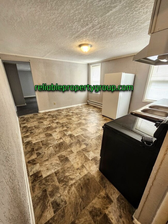 Photo - 1745 E Market St Unit 638 Grayston Ave