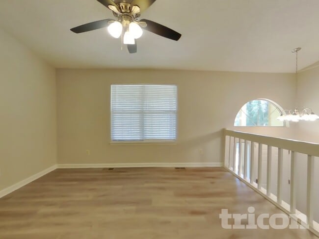 Photo - 2122 Cedar Creek Ln