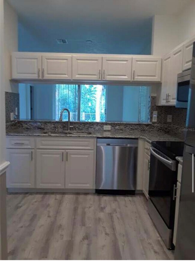 Photo - 12403 Gallant Ct Unit 12403