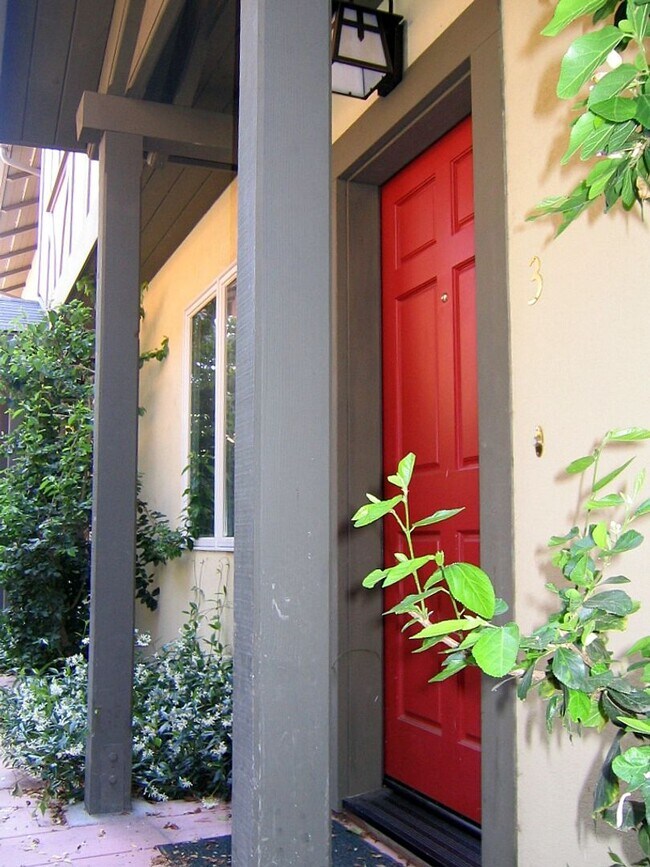 Photo - COMING SOON---spacious 5 bedroom units available Kitchen has sink disposal and dishwasher Unit 01