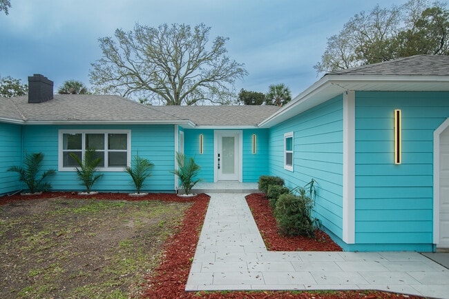 Building Photo - 111 Zoratoa Ave Rental