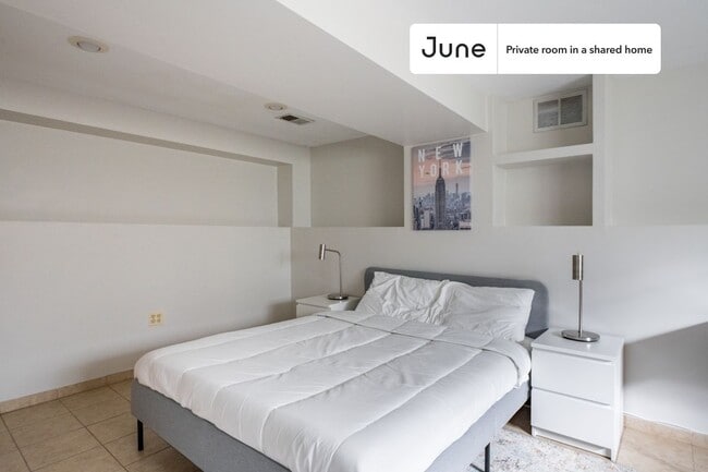 Photo - Room in Shared 5 bed/3 bath home Unit A
