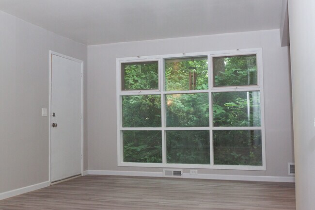 Photo - 415 S Revena Blvd Unit 415 S Revena Blvd