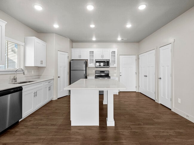 Photo - Greyhawk Townhomes
