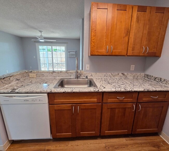 Photo - Downstair 2/1.5 Condo in South Kihei