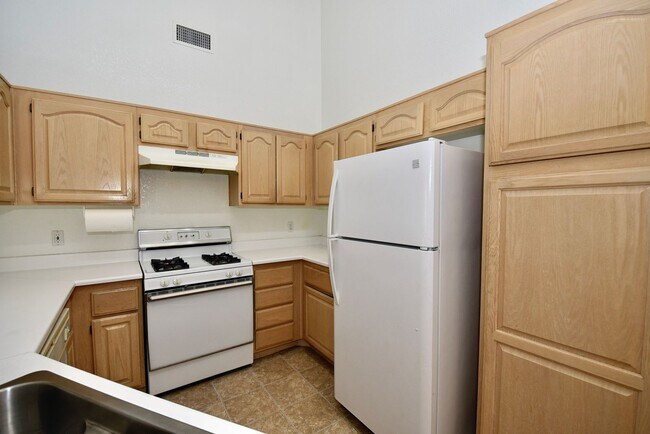 Photo - COZY 2 BED 2 BATH CONDO ON 2ND FLOOR AT PA... Unit 205