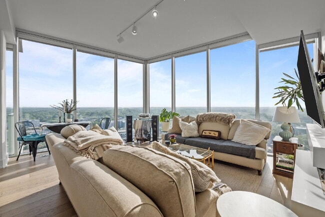 Photo - "Luxury Urban Living: Stunning 2-Bed, 2-Ba... Unit 2101