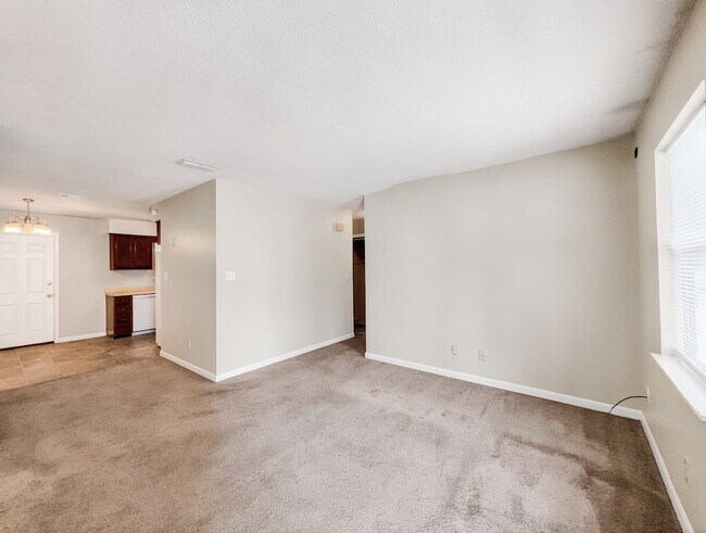 Photo - "Charming 2-Bedroom Retreat  in Mary Esther, FL!"