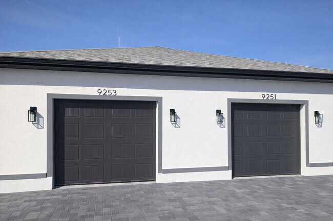 Building Photo - 9253 Agate St