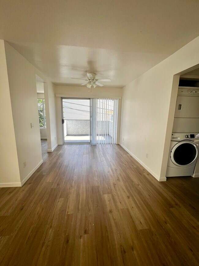 Dining/Office Area
