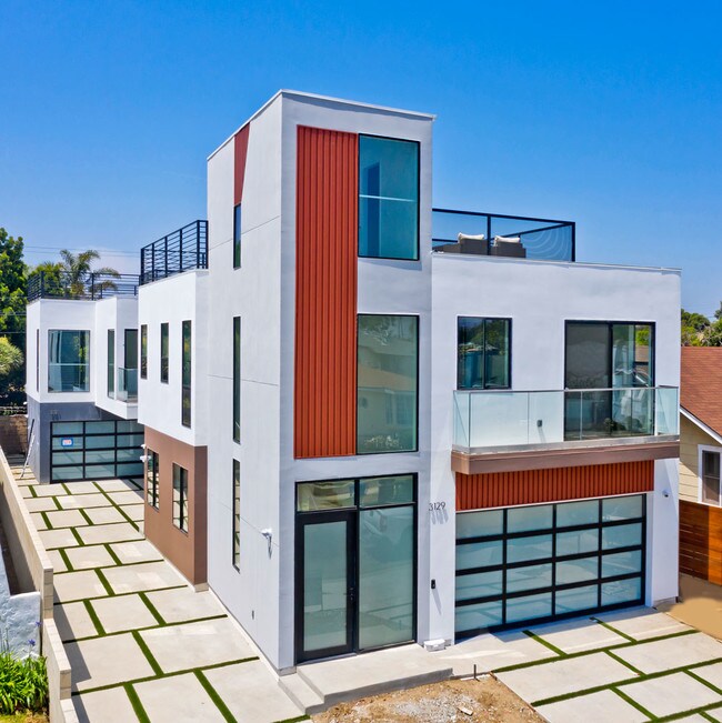 Photo - 3129 Helms Ave