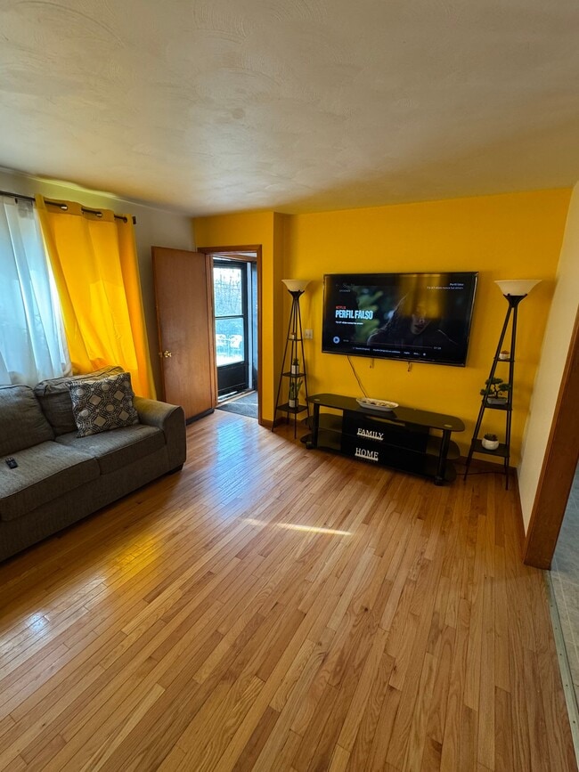 Photo - 98 Hartley Dr Unit 98