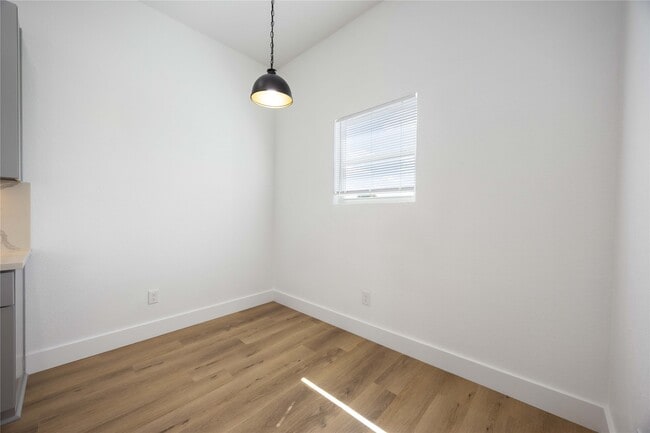 Building Photo - 9723 Cargill St