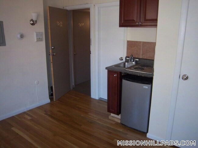 Photo - 53 S Huntington Ave Unit 302