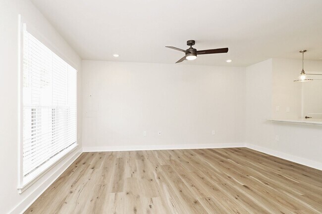 5057 Mary Jackson Ct Unit Mary Jackson Ct 5057 #B (LB 3/30/Avail 4/9)