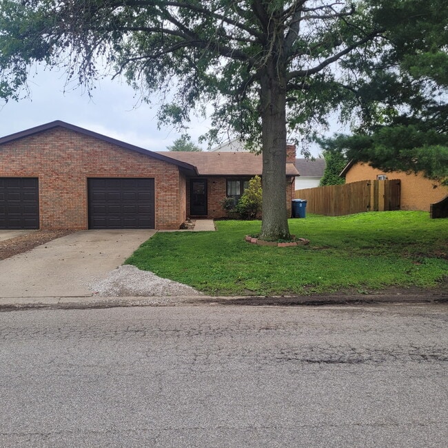 Photo - 2208 Richland Prairie Blvd