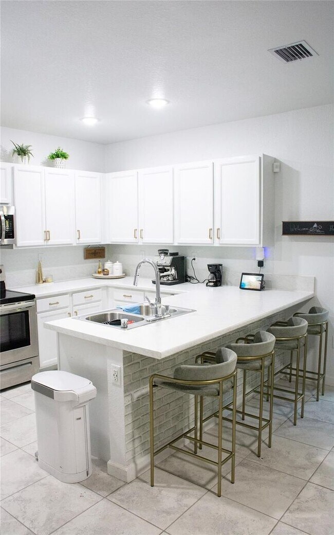 Photo - 315 NE 208th Terrace