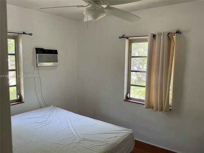 Photo - 7734 SW 55th Ave Unidad C