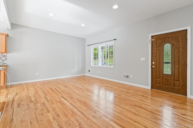 Photo - 436 Jessup Rd