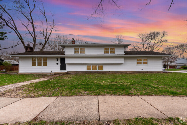 Building Photo - 116 Waxwing Ave Rental