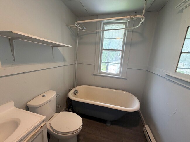 Photo - 1218-2S Walnut-