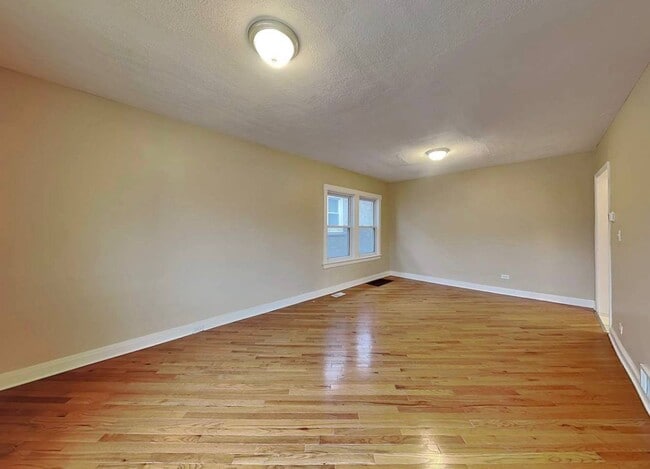 Photo - 2729 Wesley Ave