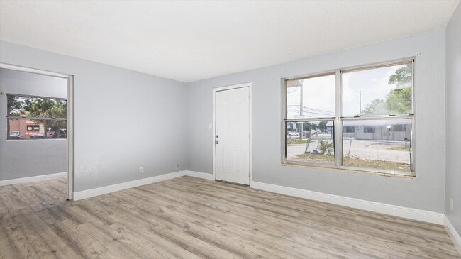 Photo - 1135 Mason Ave