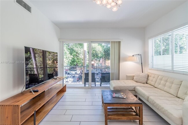 Photo - 740 Meridian Ave Unit 21