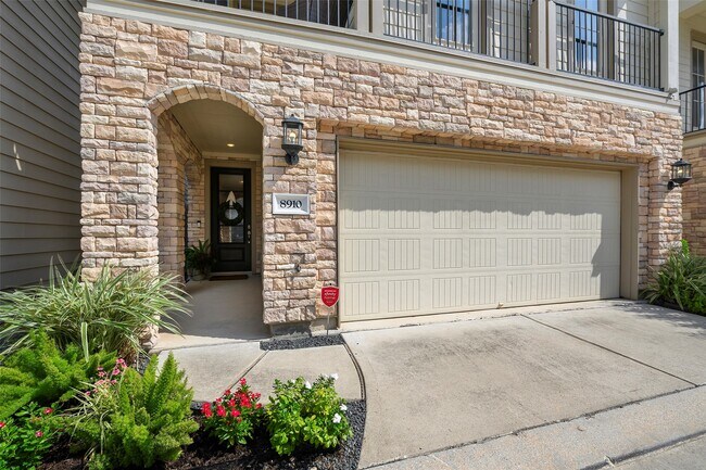 Photo - 8910 Terrace Pass Dr