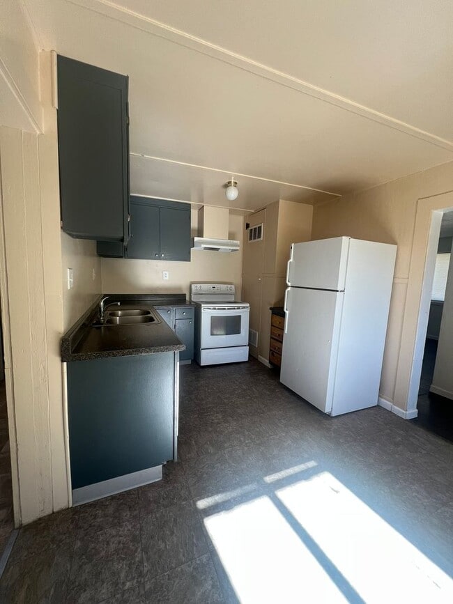 Photo - 2 Bedroom, 1 Bathroom Home