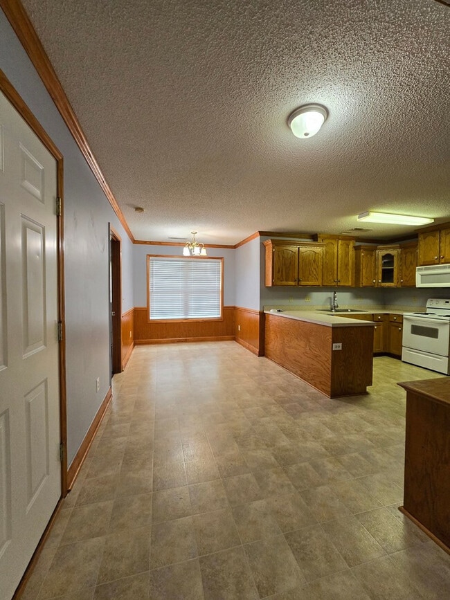 Photo - 3563 Beacon Dr