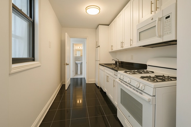 Photo - 156 E 83rd St Unit 2D