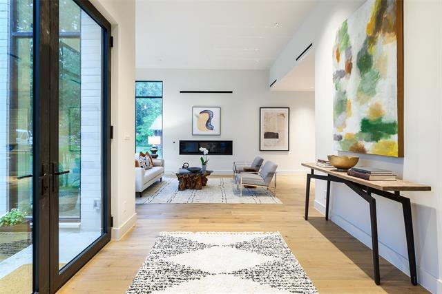 Photo - 5023 Lilac Ln