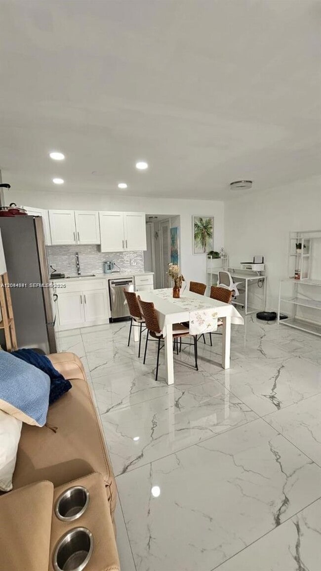 Photo - 340 Oakridge S Unit 340